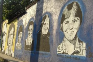 mural-of-el-salvador-martyrs