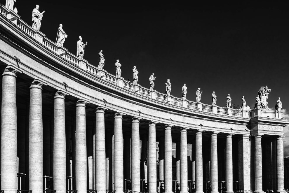 Vatican-columns