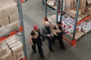 workers-in-packaging-plant