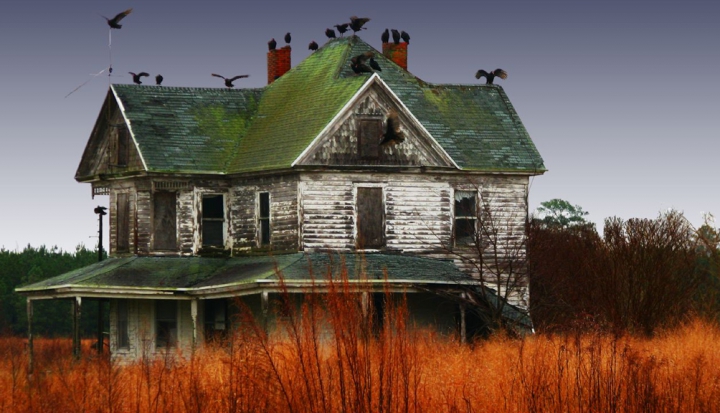 haunted-house-in-field