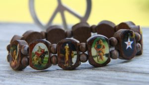 How many saints are there? - U.S. Catholic