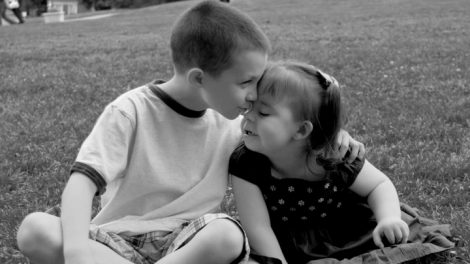 Siblings_Flickr_NicoleONeilPhotography