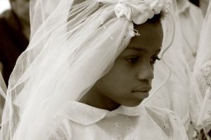 girl-with-communion-veil