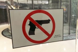 no-guns-allowed-sign