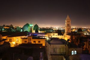 Jersualem at night_wikimedia_Michimaya