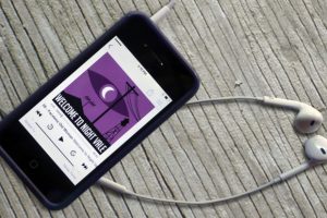 iphone-playing-a-podcast