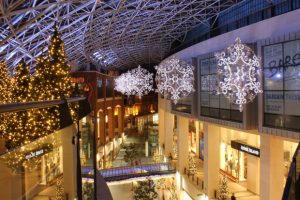 Christmas mall_Flickr_PaulWilkinson