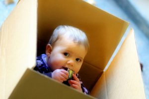 baby in box_Flickr_DavidGoehring