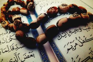 open-Quran-with-beads