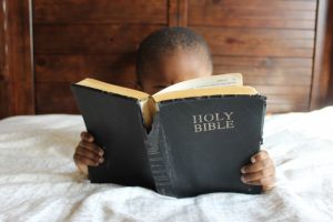 child-reading-bible