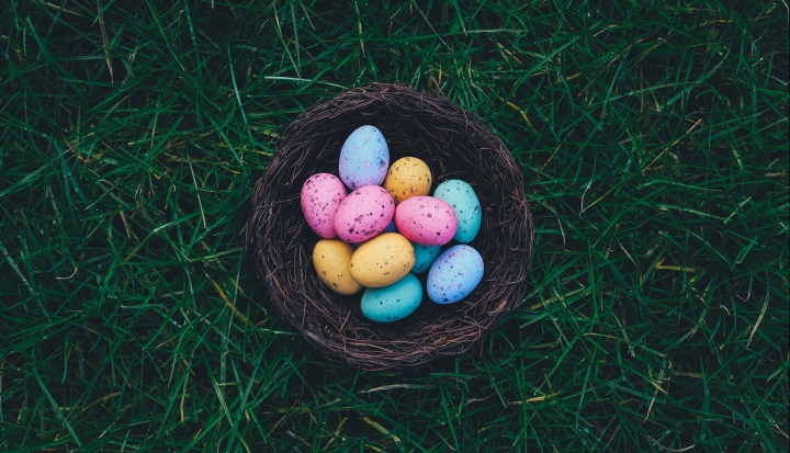basket-full-of-easter-eggs