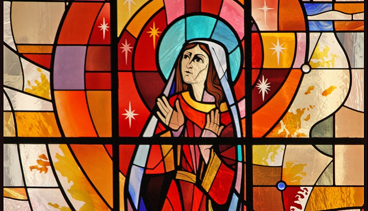 stained-glass-mary