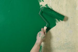 painting-a-green-wall