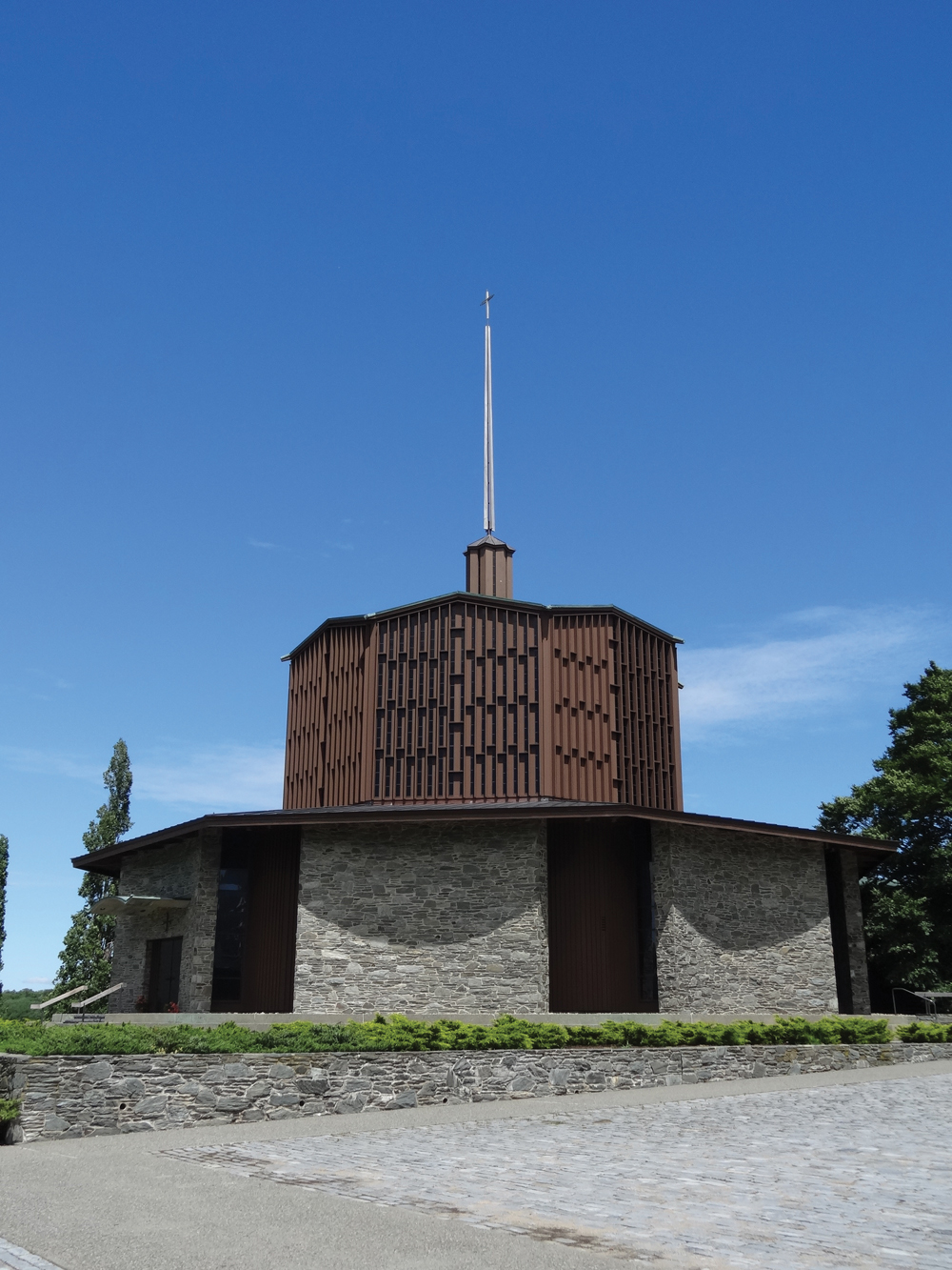 saint-gregory-the-great-in-portsmouth-priory-rhode-island