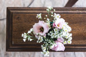flowers-on-coffin
