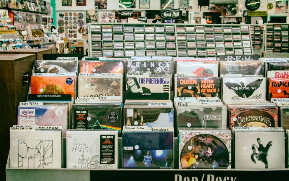 shelf-full-of-vinyl-records