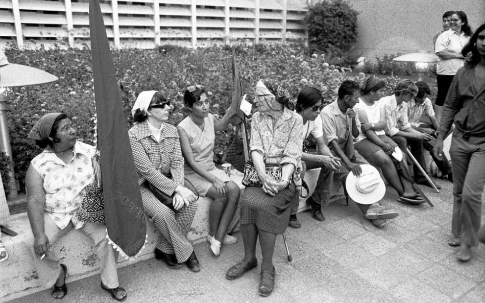 dorothy-day-outside-bakersfield-courthouse