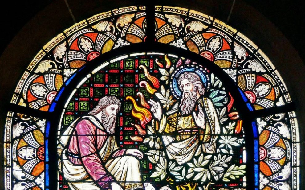 moses-and-the-burning-bush-stained-glass
