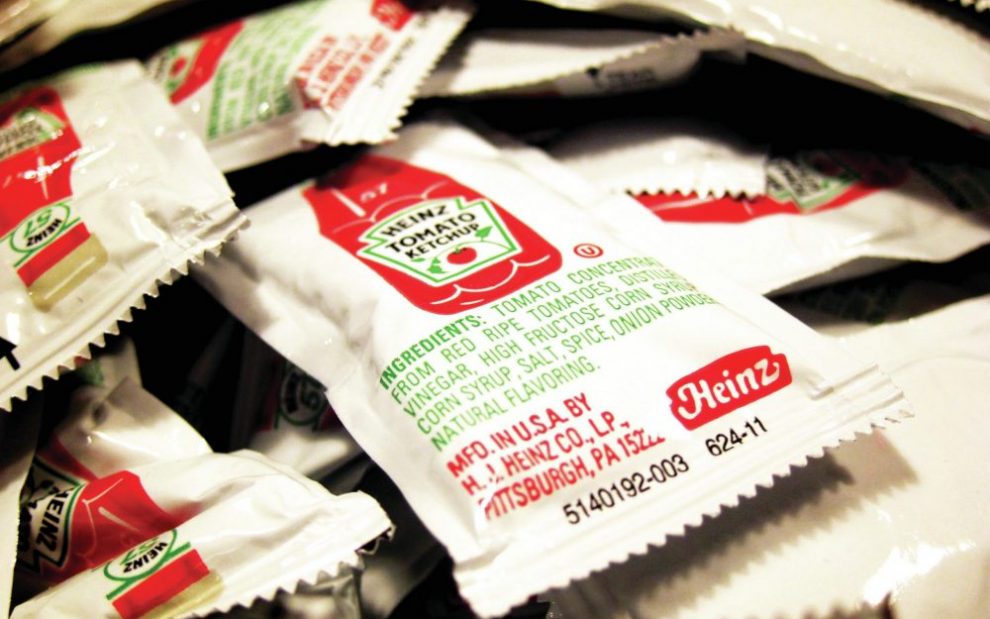 pile-of-heinz-ketchup-packets