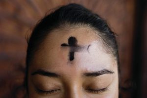 teen-with-ashes-on-forehead