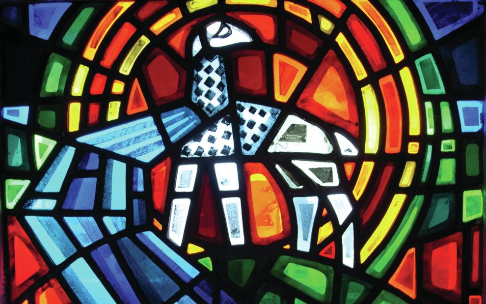 stained-glass-of-paschal-lamb