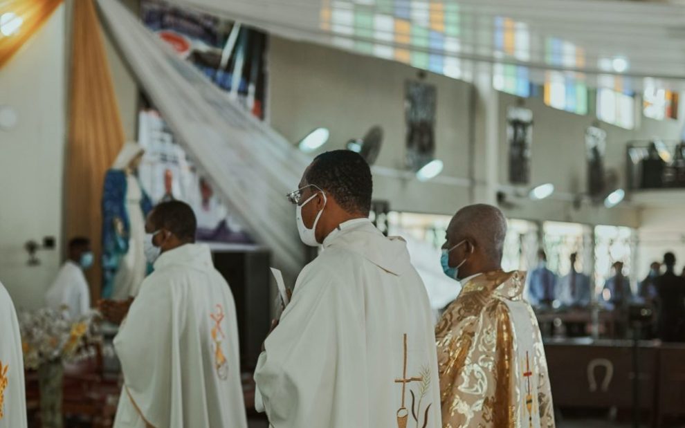priests-celebrate-mass-during-pandemic