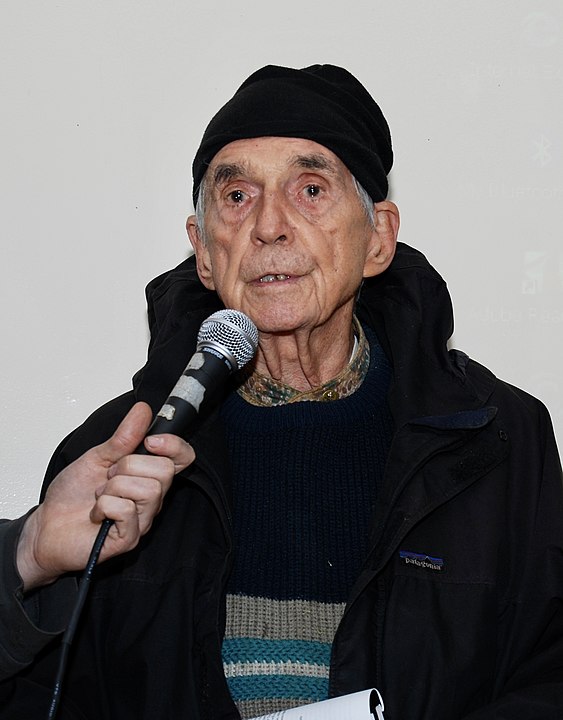 daniel-berrigan