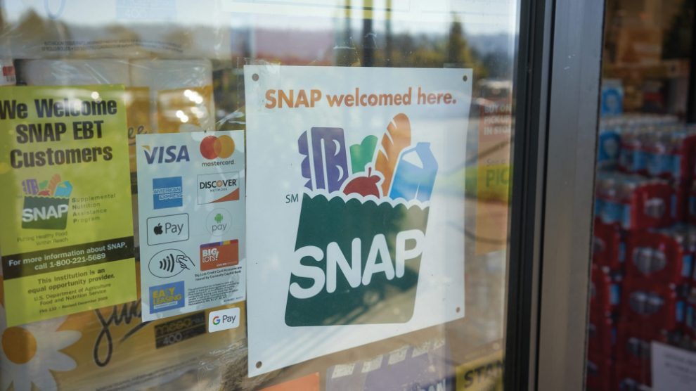 snap-accepted-sign-in-store-window