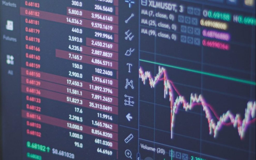 stock-market-graph-computer-display