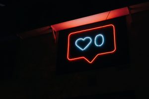 neon-sign-like-button-with-zero-likes