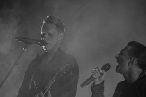 depeche-mode-perform-in-2017