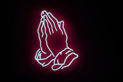 neon-sign-hands-praying