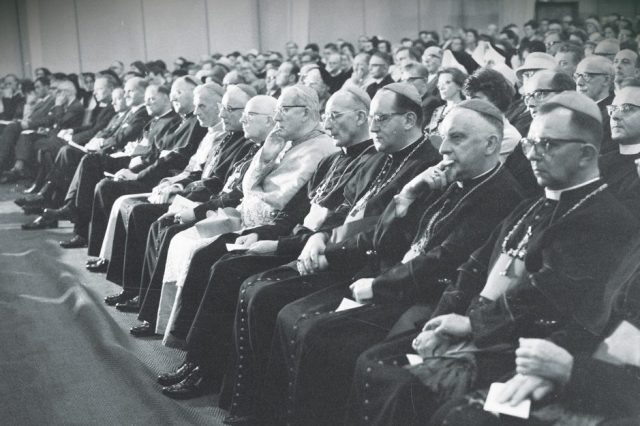 cardinals-gathered-for-vatican-ii