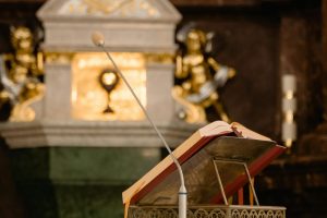 microphone-and-lectionary