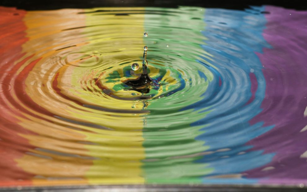 splashing-rainbow