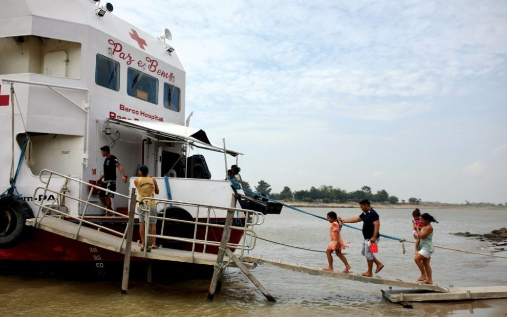 pope-francis-hospital-boat