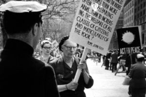 dorothy-day-protests-at-city-hall