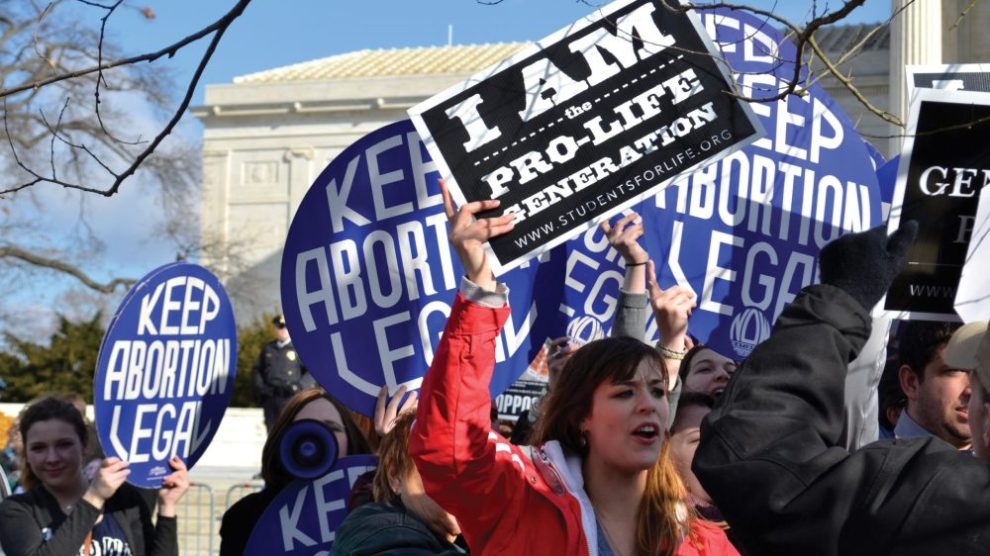 u-s-catholic-pro-life-pro-choice-protests