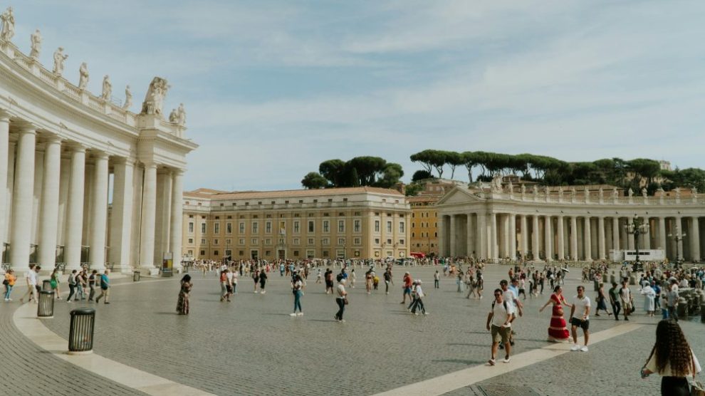 u-s-catholic-saint-peters-square