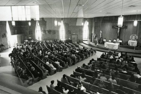 u-s-catholic-eucharist-at-our-lady-of-fatima