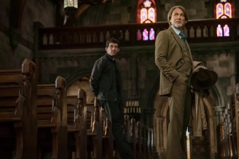 u-s-catholic-daniel-craig-wake-up-dead-man