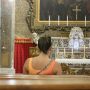 u-s-catholic-woman-in-church