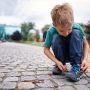 small-child-tying-shoes